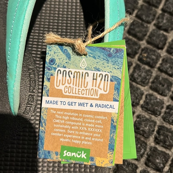 Sanuk flip flops - Picture 2 of 4
